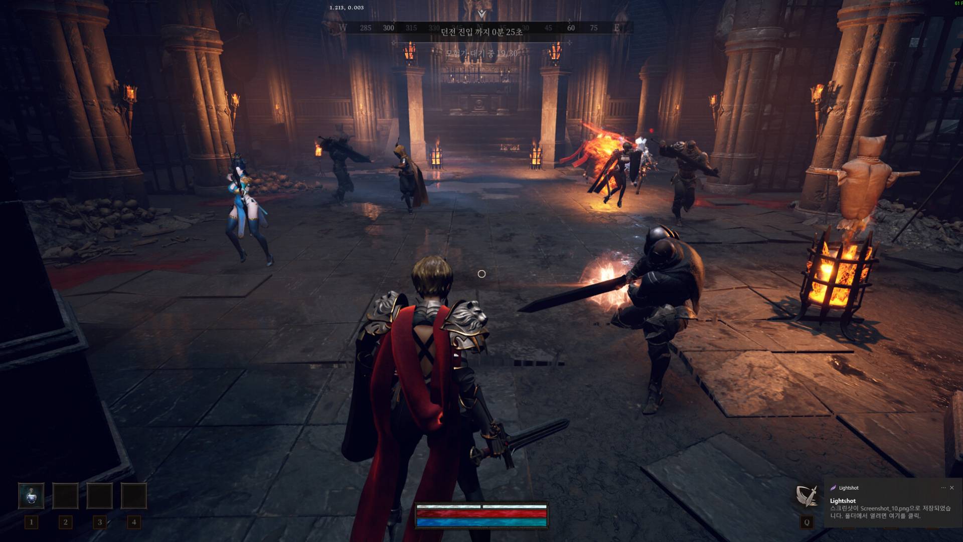 Mehrere Spieler kämpfen gemeinsam gegen Gegner in einer Dungeon-Halle in Dungeon Stalkers