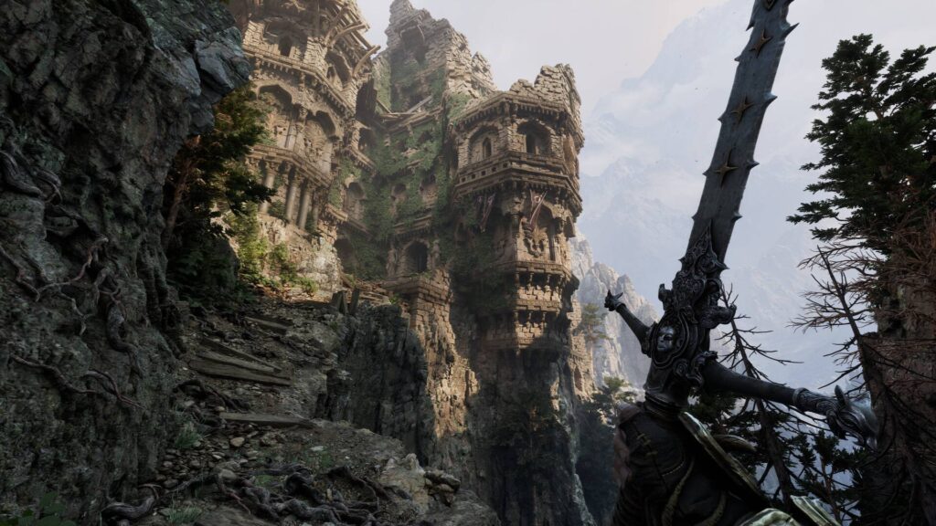 Fatekeeper zeigt eine verfallene Festung in den Bergen aus der First-Person-Perspektive mit Schwert im Vordergrund.