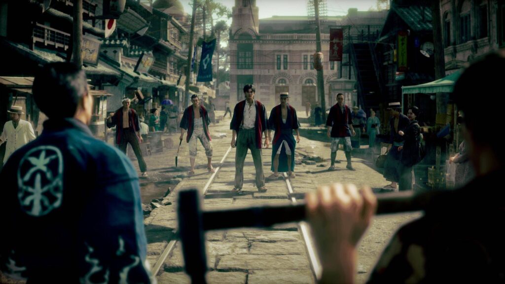 Stranger Than Heaven zeigt angespannte Straßenszene mit mehreren Männern im historischen Japan-Setting