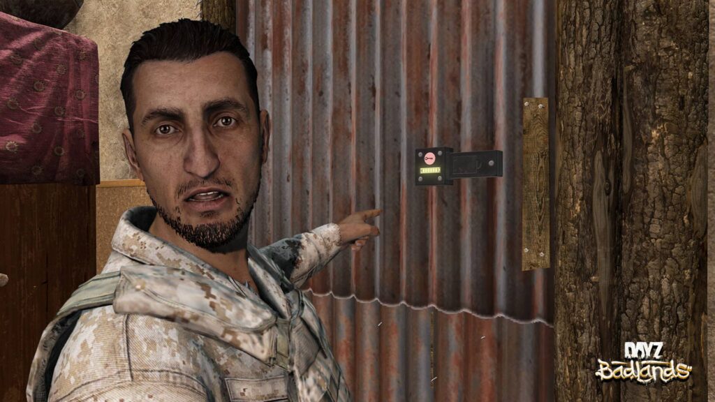 DayZ Badlands zeigt einen Überlebenden, der auf ein Schloss an einer improvisierten Metalltür zeigt.